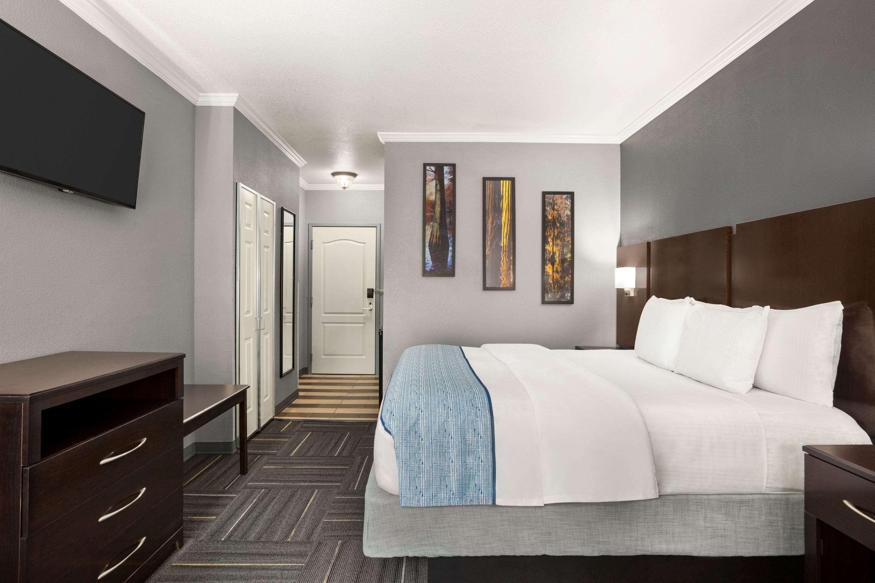 Hotel La Quinta By Wyndham Dublin Exteriér fotografie